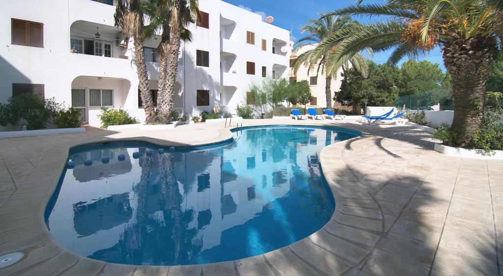 Apartamentos Costamar II Es Pujols Bilik gambar