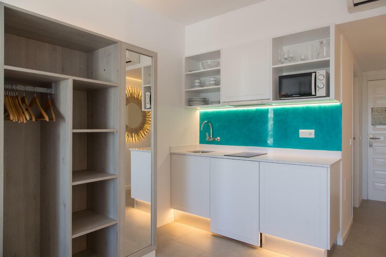 Apartamentos Costamar II Es Pujols Luaran gambar